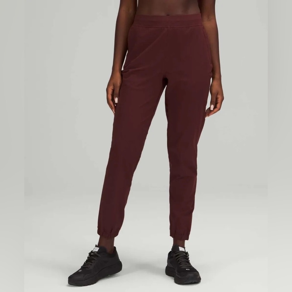 lululemon adapted state high rise jogger red merlot - size 4 - 28” inseam